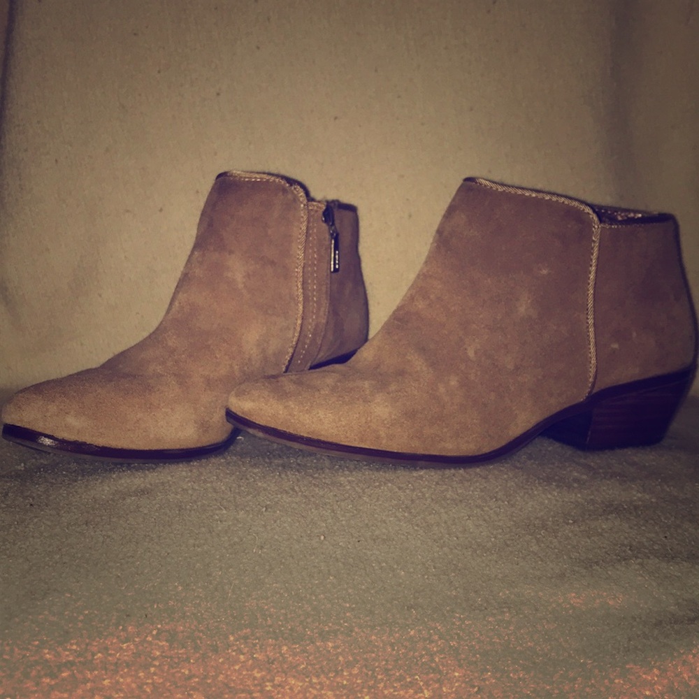9.5 Apri by Italian shoemaker tan genuine leather